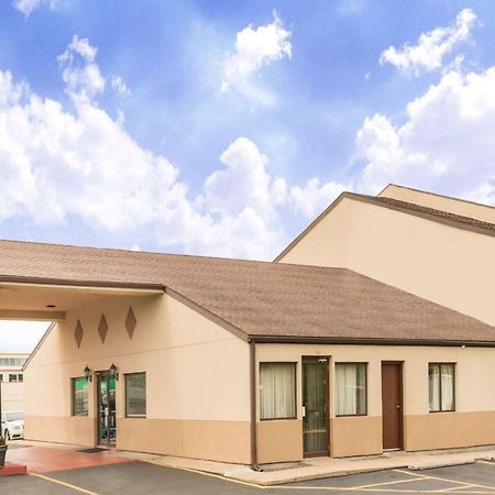 Days Inn By Wyndham Hannibal Esterno foto