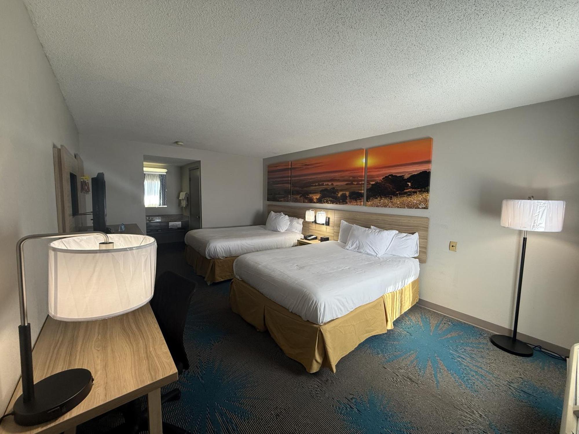Days Inn By Wyndham Hannibal Esterno foto