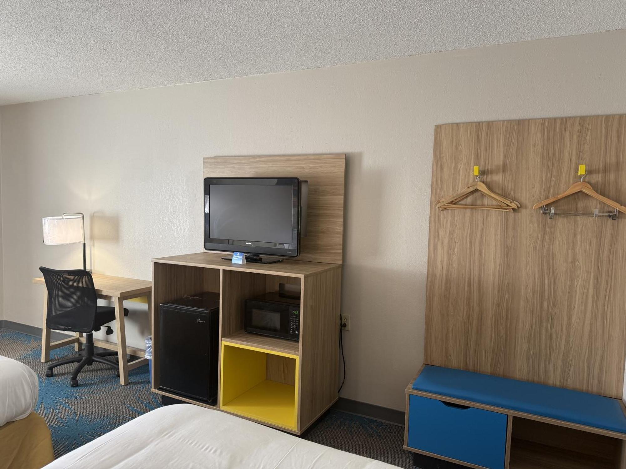 Days Inn By Wyndham Hannibal Esterno foto