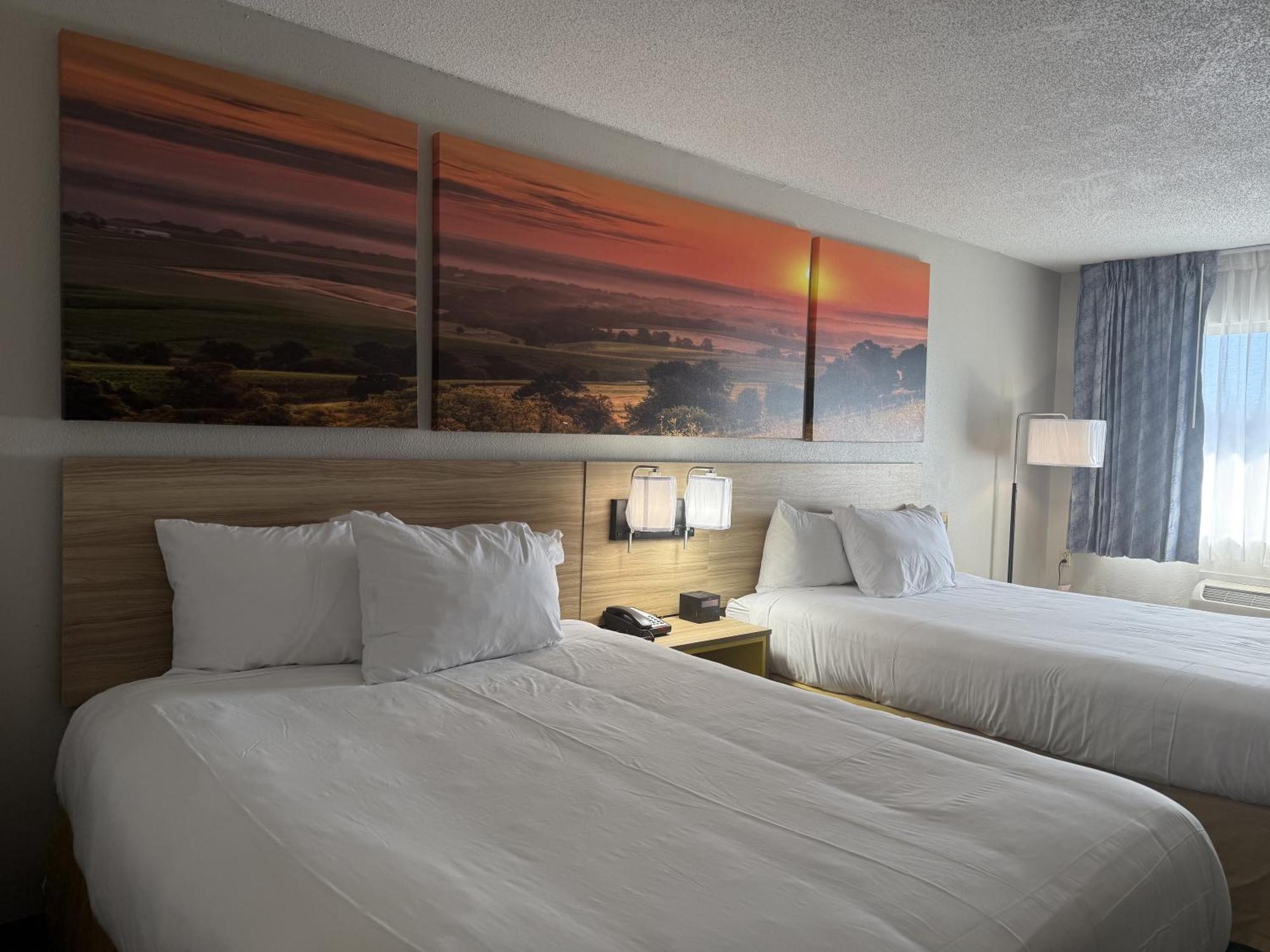 Days Inn By Wyndham Hannibal Esterno foto